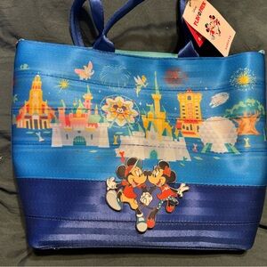 NWT Harvey’s play in park Disney tote